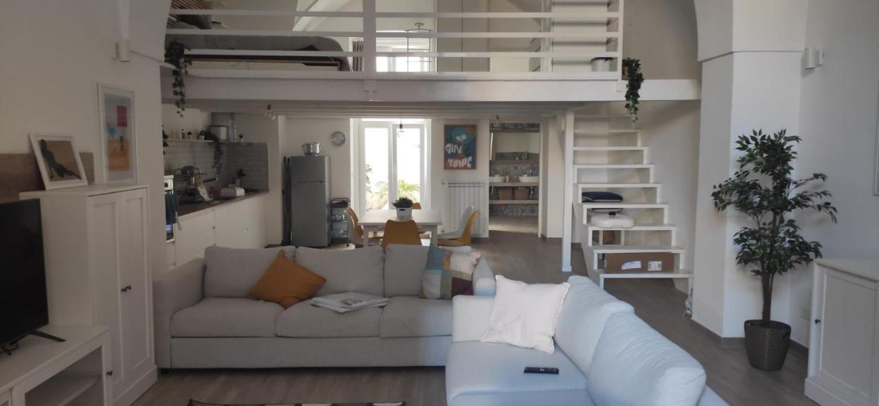 Casamas Villa Brindisi Exteriör bild